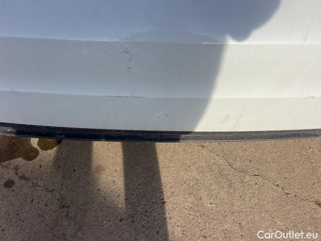  Audi  A1 Sportback AUDI A1 / 2018 / 5P / berlina con portón Sportback Advanced 30 TFSI 81kW (110CV) #16