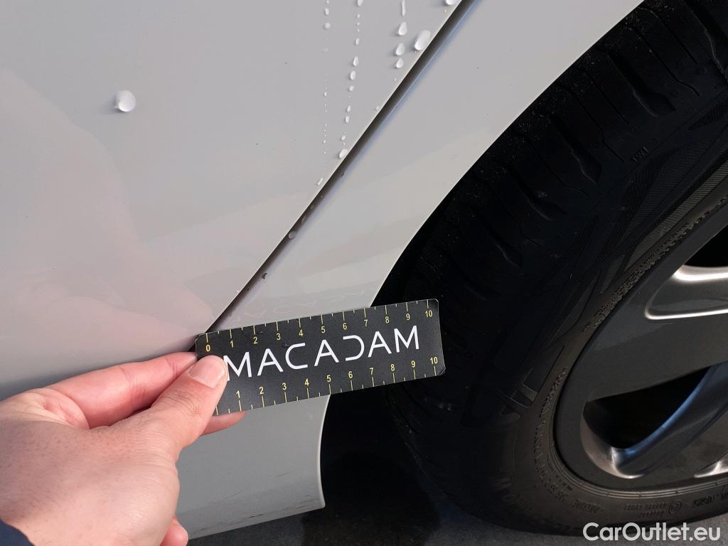  Bmw  Serie 1 BMW  / 2019 / 5P / berlina con portón 116d #2