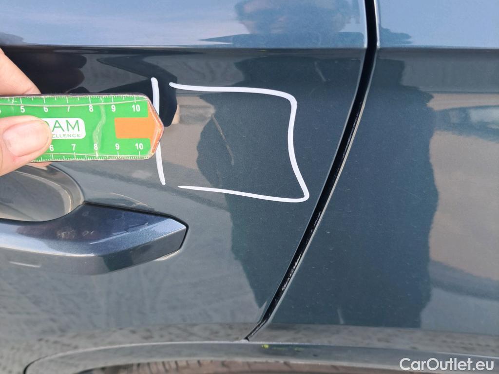  Audi  Q5 AUDI  / 2016 / 5P / todoterreno S line 2.0 TDI 140kW quattro S tronic #2