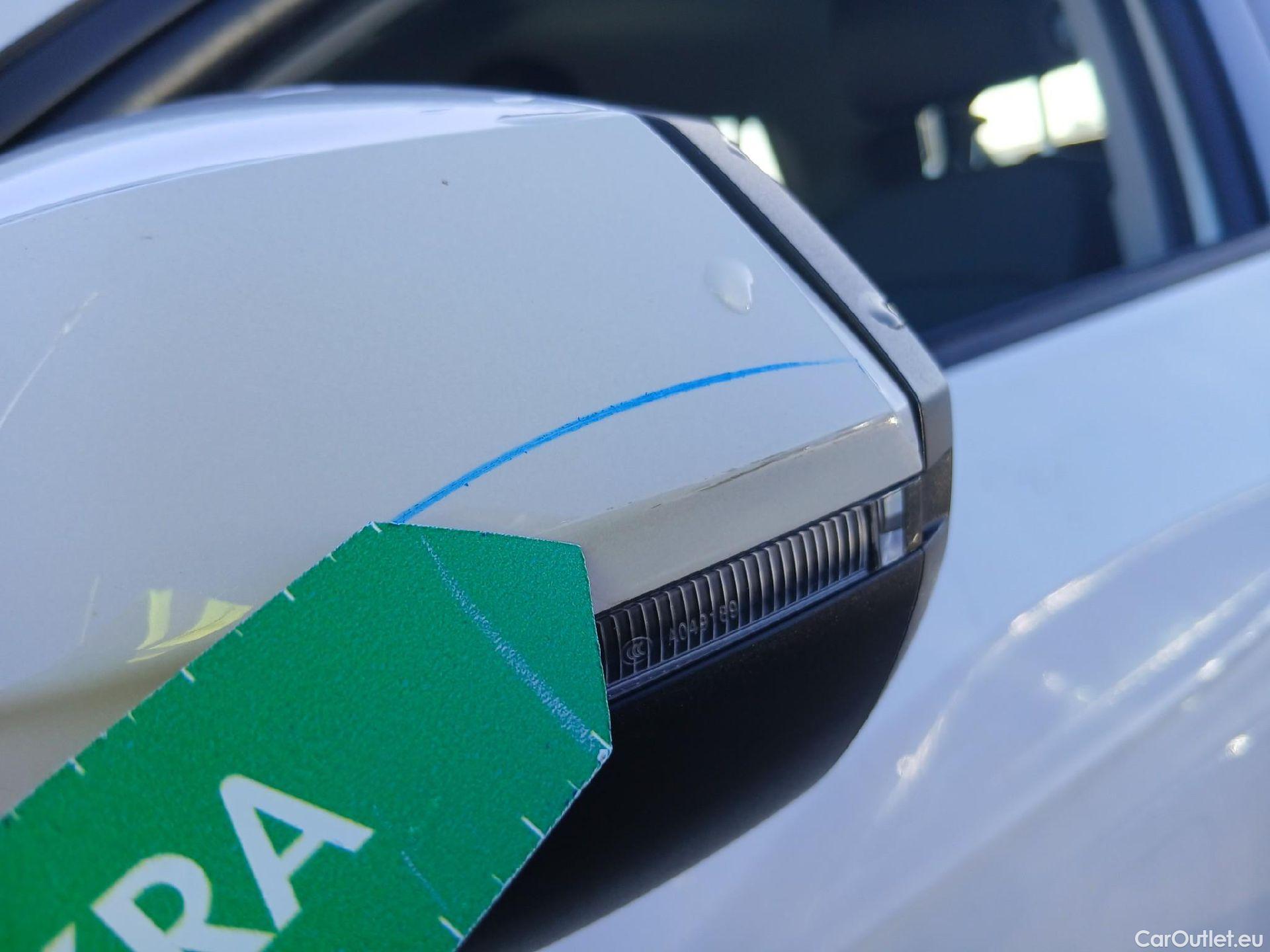  Audi  Q2 AUDI  / 2016 / 5P / todoterreno Design 30 TFSI 85kW (116CV) #6