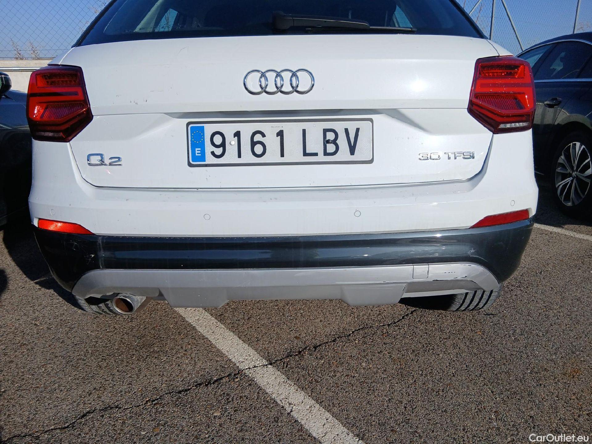  Audi  Q2 AUDI  / 2016 / 5P / todoterreno Design 30 TFSI 85kW (116CV) #16
