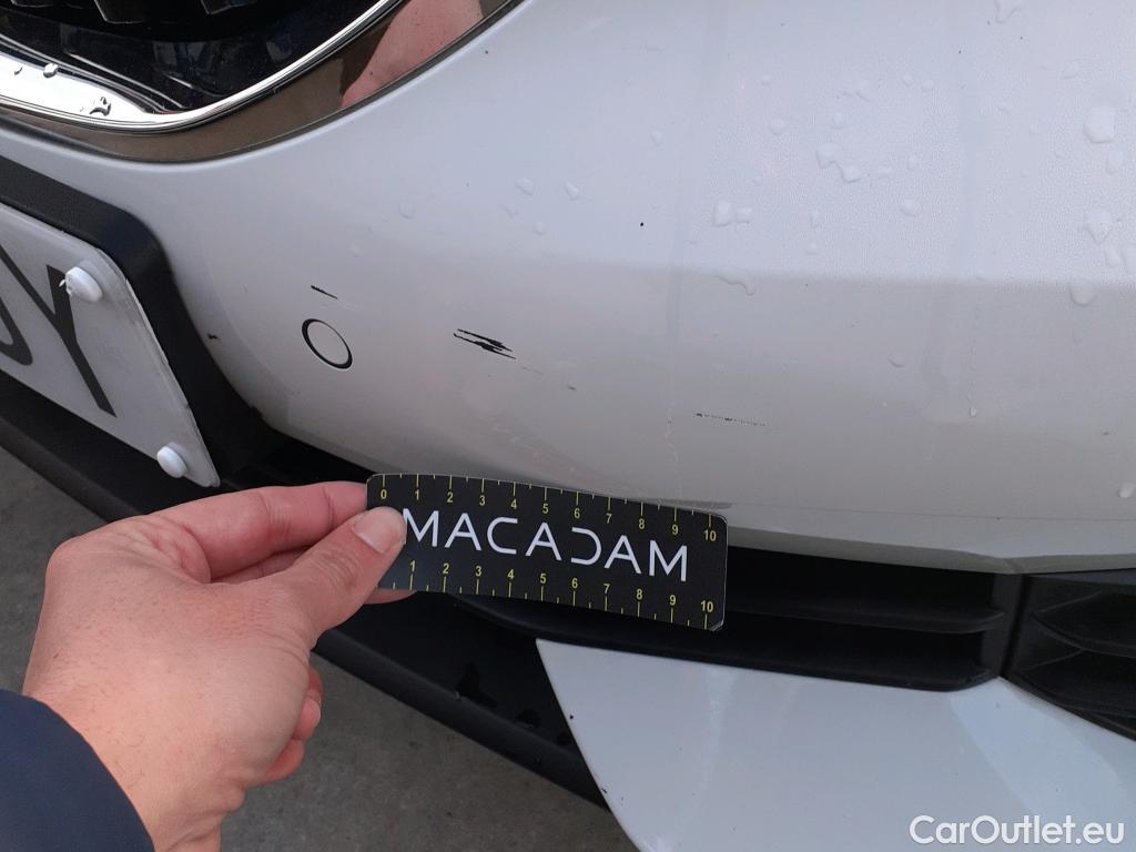  Bmw  Serie 1 BMW  / 2019 / 5P / berlina con portón 116d #17