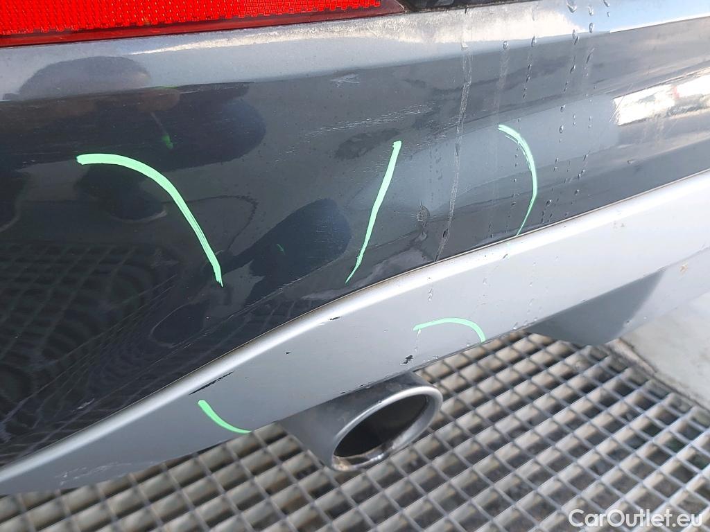  Audi  Q2 AUDI  / 2016 / 5P / todoterreno Design 30 TDI 85kW (116CV) #30