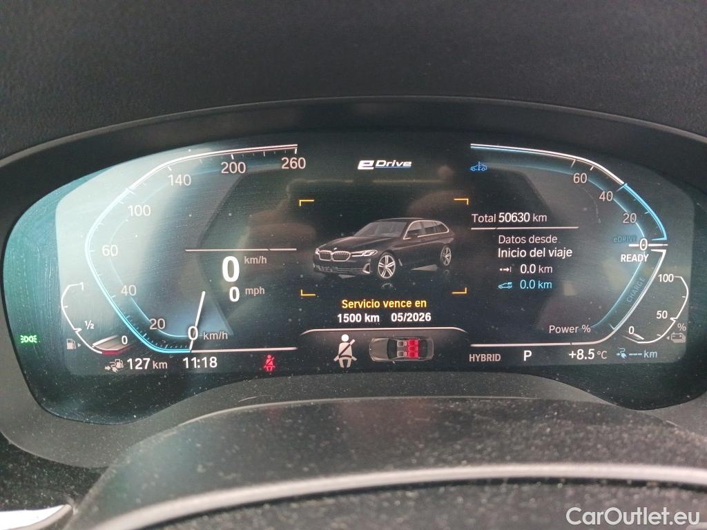  Bmw  Serie 5 BMW  / 2020 / 5P / familiar 530e xDrive Touring #6