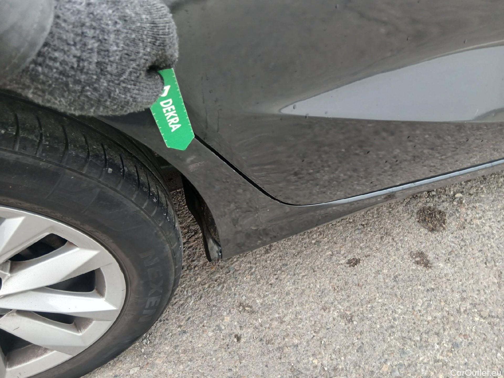  Audi  A3 AUDI  / 2020 / 5P / berlina con portón Sportback 35 TFSI 110kW (150CV) #14