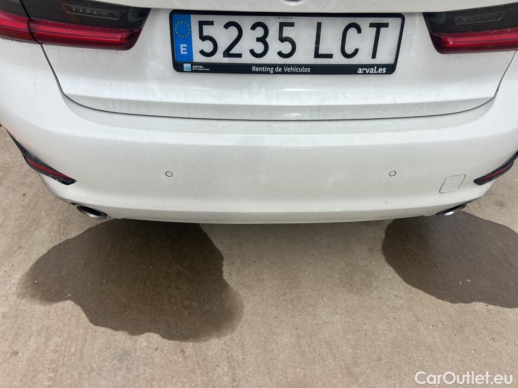 Bmw  Serie 3 BMW  / 2018 / 4P / sedán 320d Auto. #5