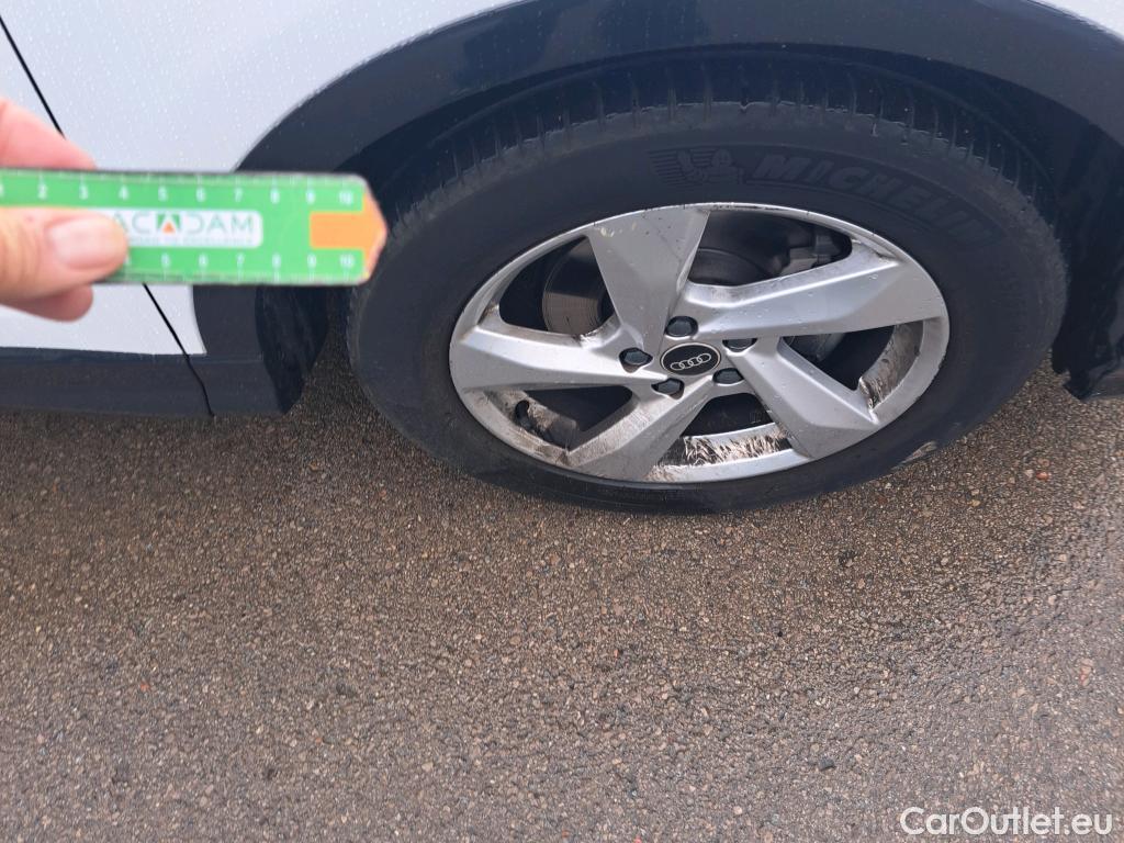  Audi  Q3 AUDI  / 2018 / 5P / todoterreno Advanced 35 TDI 110kW (150CV) S tronic #5