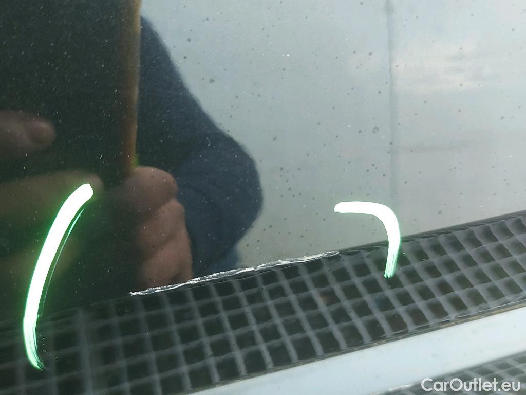  Audi  Q2 AUDI  / 2016 / 5P / todoterreno Design 30 TDI 85kW (116CV) #13