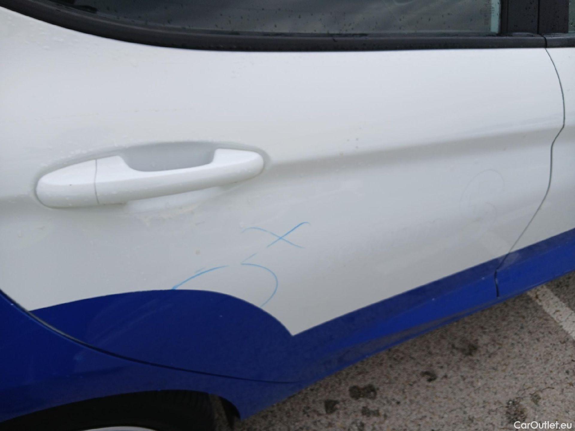  Ford  Fiesta FORD  / 2017 / 5P / berlina con portón 1.1 Ti-VCT 63kW Trend+ 5p #26