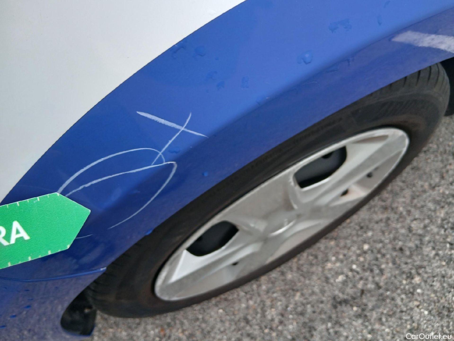  Ford  Fiesta FORD  / 2017 / 5P / berlina con portón 1.1 Ti-VCT 63kW Trend+ 5p #10