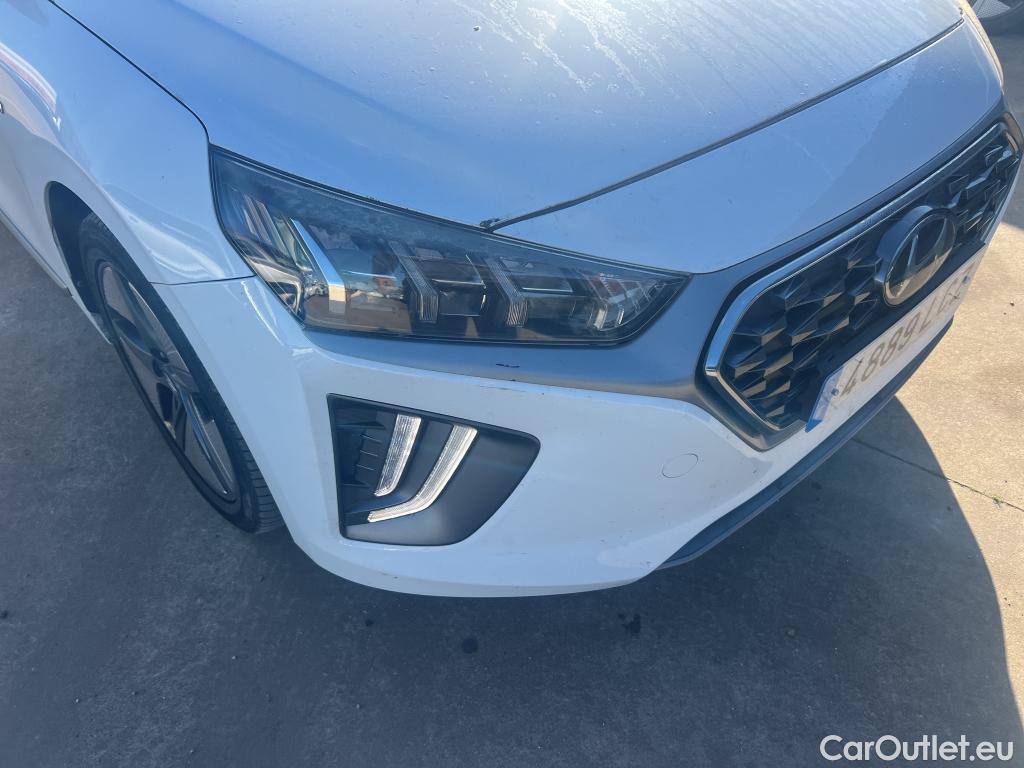  Hyundai   Ioniq HYUNDAI / 2019 / 5P / berlina con portón 1.6 GDI HEV Tecno DT #9