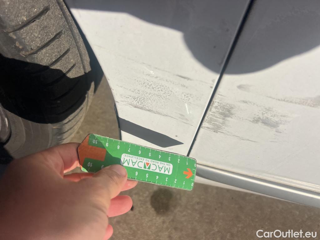  Hyundai   Ioniq HYUNDAI / 2019 / 5P / berlina con portón 1.6 GDI HEV Tecno DT #8