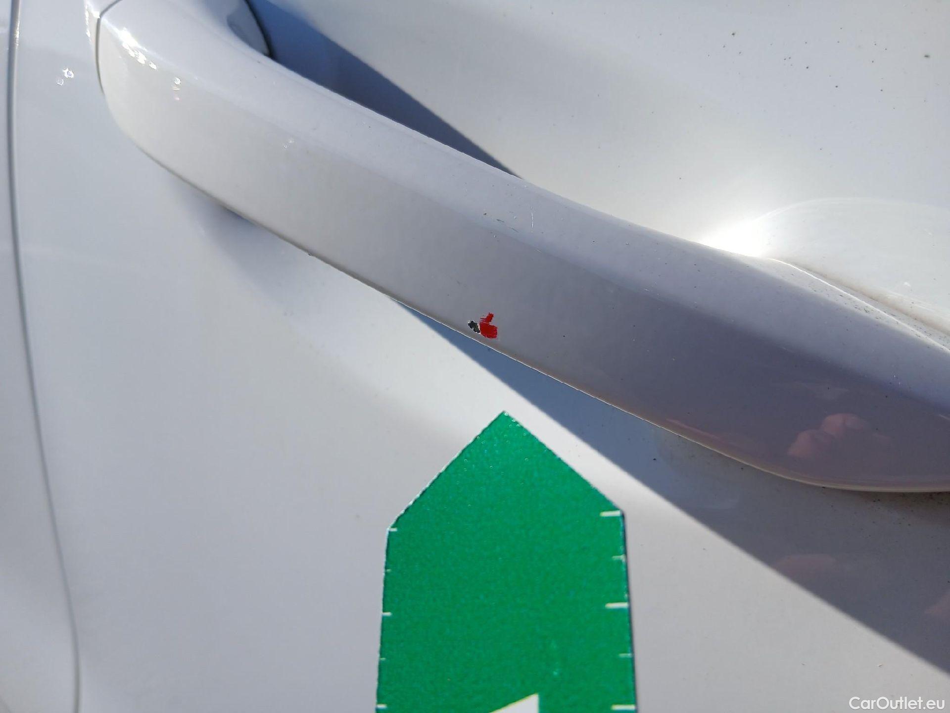  Hyundai   Ioniq HYUNDAI / 2019 / 5P / berlina con portón 1.6 GDI HEV Klass DCT #23