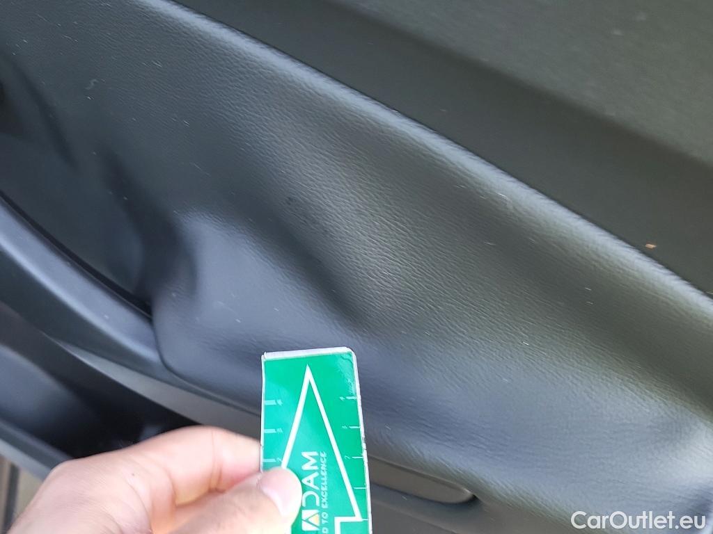  Ford  Kuga FORD  / 2016 / 5P / todoterreno 1.5 EcoBoost 88kW 4x2 Trend+ (CX) #23