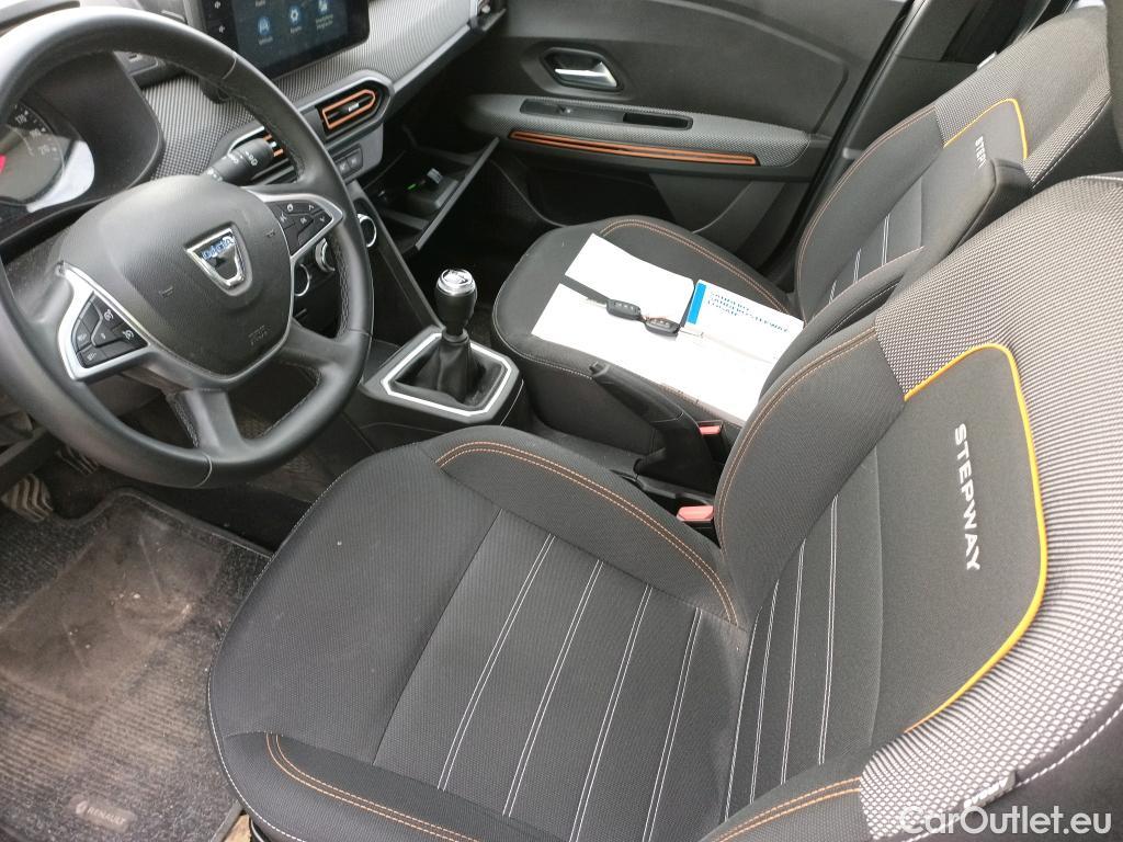  Dacia  Sandero DACIA  / 2020 / 5P / berlina con portón Stepway Comfort TCe 67kW (90CV) #3