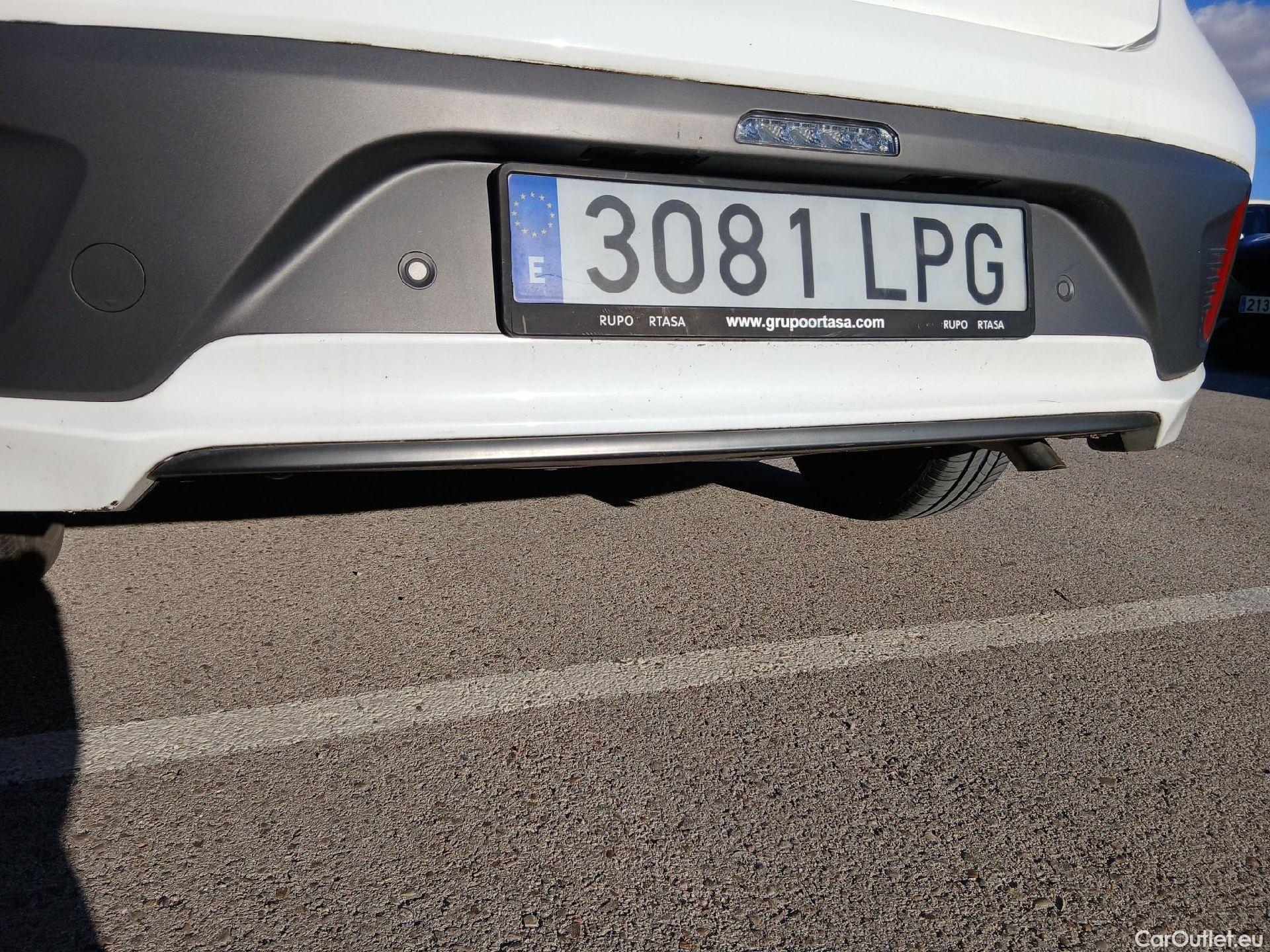  Hyundai   Ioniq HYUNDAI / 2019 / 5P / berlina con portón 1.6 GDI HEV Klass DCT #19