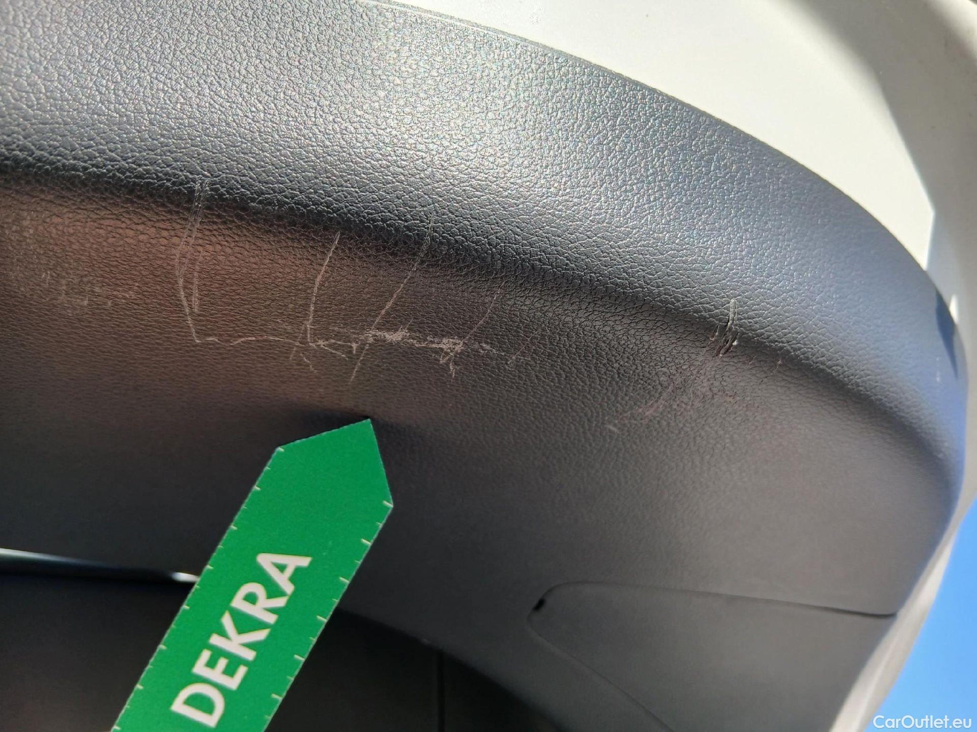  Hyundai   Ioniq HYUNDAI / 2019 / 5P / berlina con portón 1.6 GDI HEV Klass DCT #26