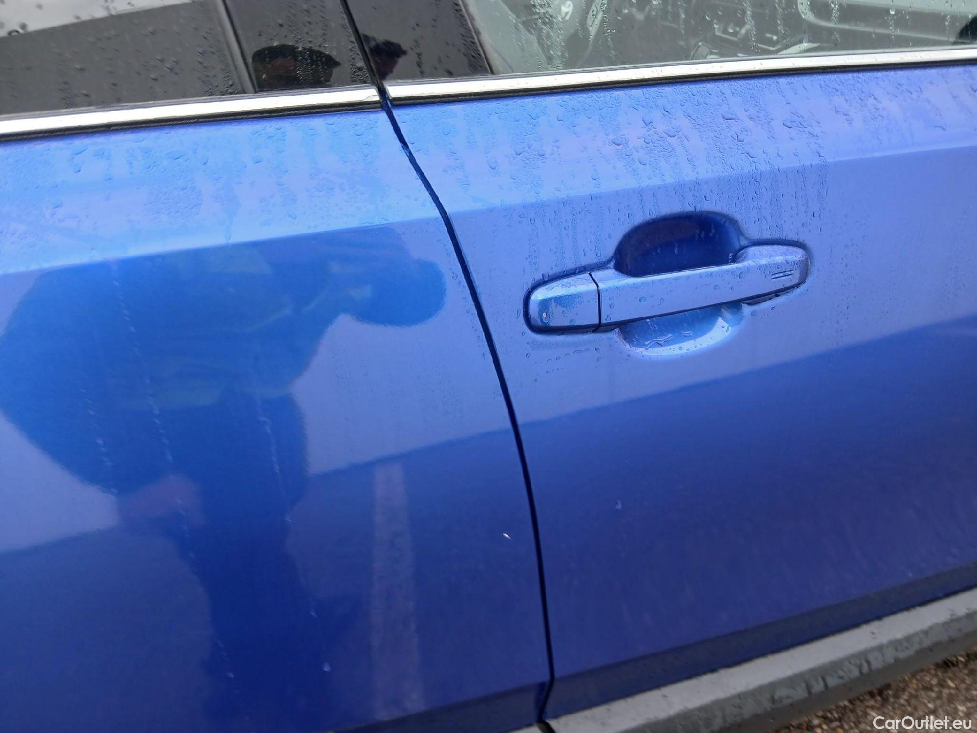  Toyota  C-HR TOYOTA  / 2019 / 5P / todoterreno 1.8 125H Advance #7