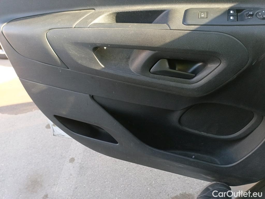  Toyota  Proace TOYOTA  City/2020/4P/furgón derivado de turismo 1.5D 75kW (100CV) VX Media #19