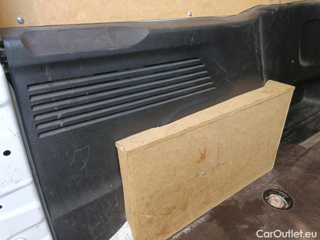  Toyota  Proace TOYOTA  City/2020/4P/furgón derivado de turismo 1.5D 75kW (100CV) VX Media #25