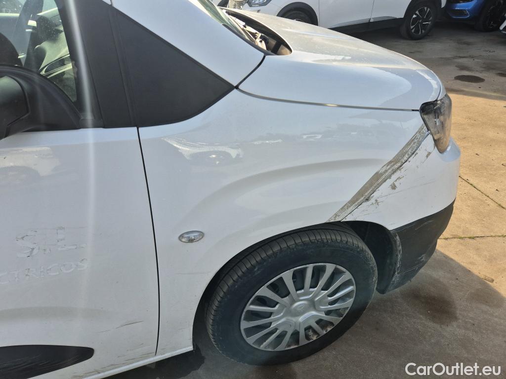  Toyota  Proace TOYOTA  CITY COMBI 1.5D 75kW (100CV) GX L1 (AC) #40