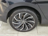  Volkswagen  Golf  Volkswagen 2.0 TDI 85kW Life Business 5d #19