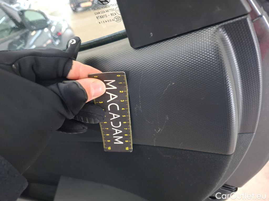  Hyundai  Konna HYUNDAI Kona / 2020 / 5P / SUV 1.0 T-GDI 120 HYBRID 48V BUSINESS #38