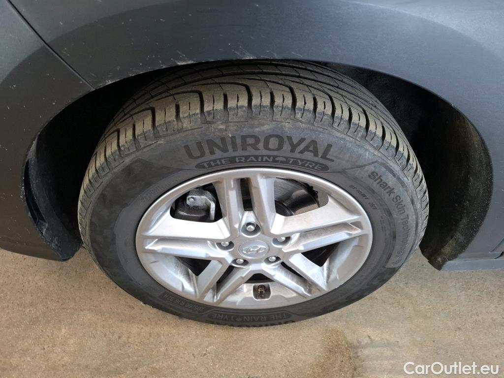  Hyundai  Konna HYUNDAI Kona / 2020 / 5P / SUV 1.0 T-GDI 120 HYBRID 48V BUSINESS #66