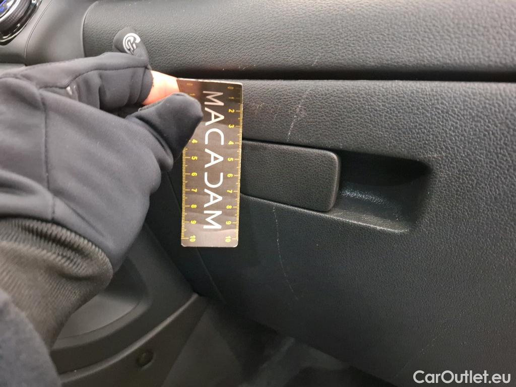  Hyundai  Konna HYUNDAI Kona / 2020 / 5P / SUV 1.0 T-GDI 120 HYBRID 48V BUSINESS #30