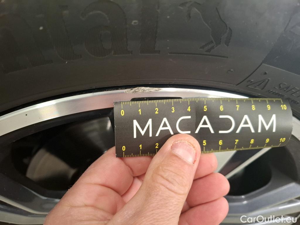  Renault  Megane RENAULT Mégane Berline / 2020 / 5P / Berline evolution TCe 140 #13