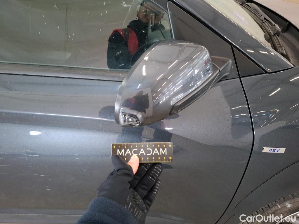  Hyundai  Konna HYUNDAI Kona / 2020 / 5P / SUV 1.0 T-GDI 120 HYBRID 48V BUSINESS #49