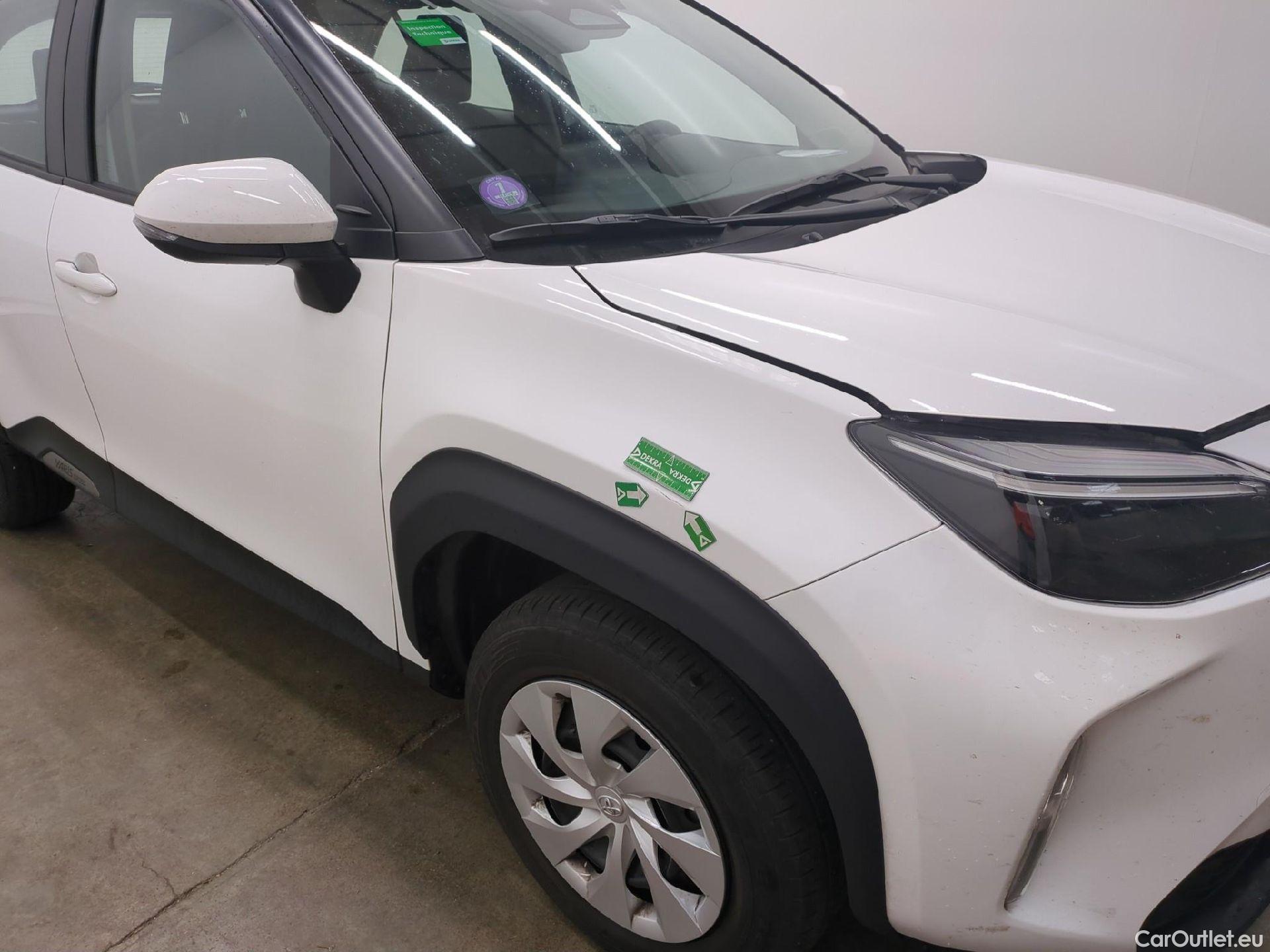  Toyota  Yaris Cross TOYOTA  Hybride / 2021 / 5P / SUV 1.5 HYBRID 116H DYNAMIC AUTO #10