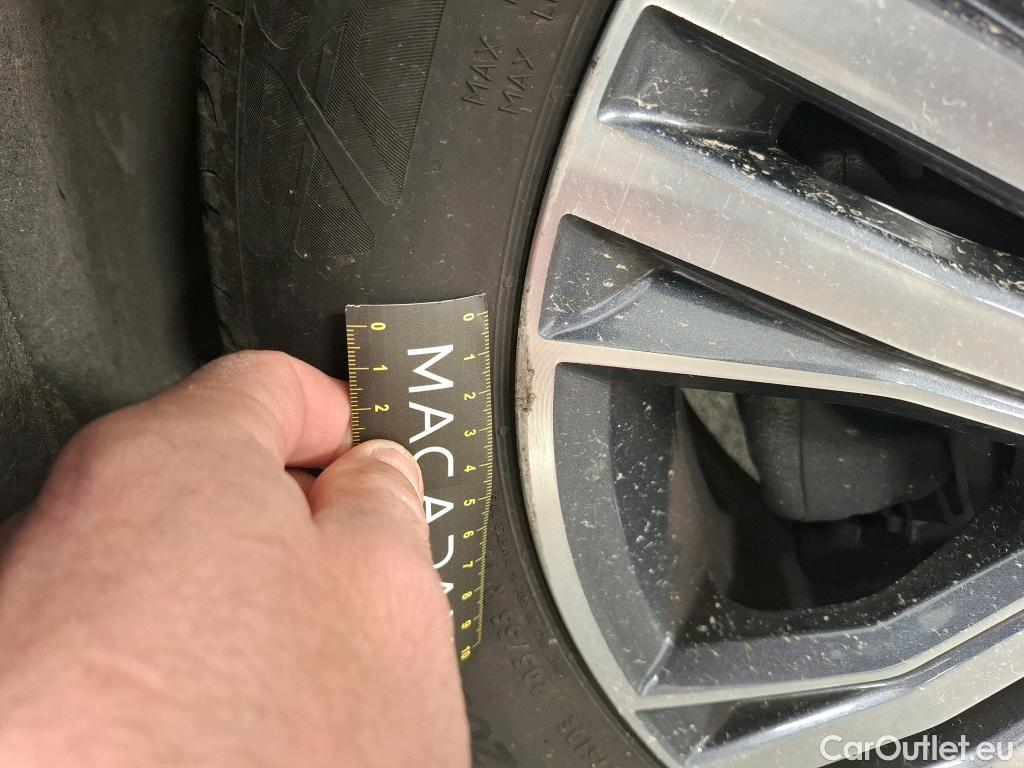  Renault  Megane RENAULT Mégane Berline / 2020 / 5P / Berline evolution TCe 140 #11