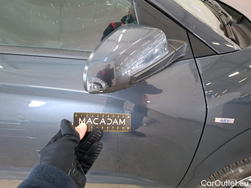  Hyundai  Konna HYUNDAI Kona / 2020 / 5P / SUV 1.0 T-GDI 120 HYBRID 48V BUSINESS #51