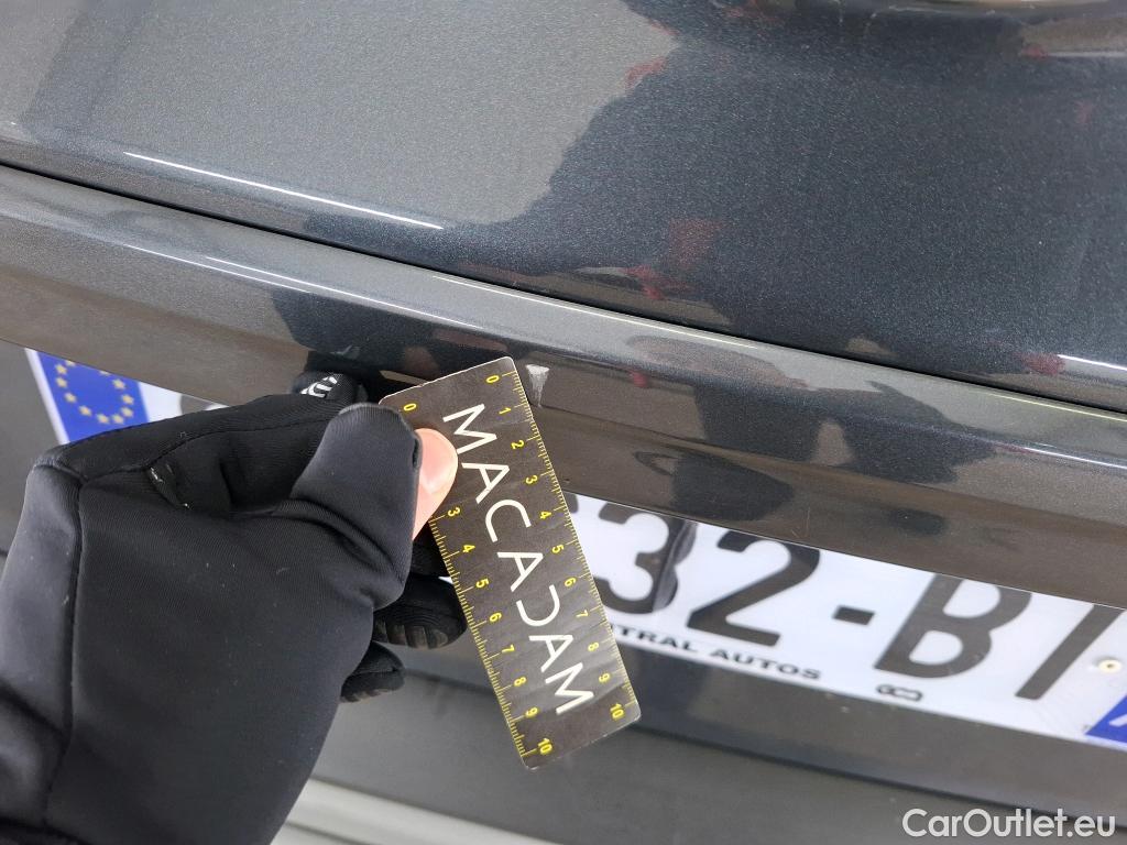  Hyundai  Konna HYUNDAI Kona / 2020 / 5P / SUV 1.0 T-GDI 120 HYBRID 48V BUSINESS #72