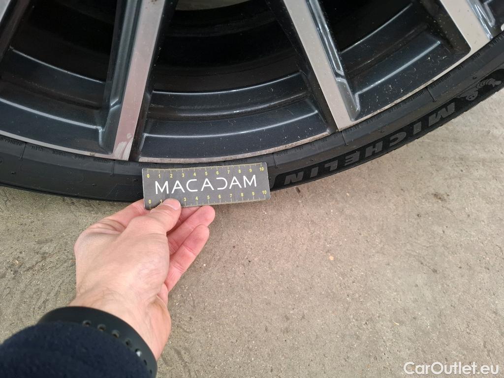  Bmw  Serie 3 BMW Série 3 Touring / 2022 / 5P / Break 318i 156ch Business Design BVA8 #18