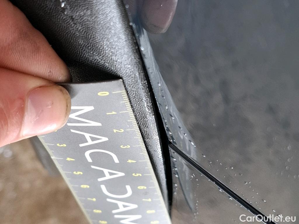  Renault  Captur RENAULT  / 2019 / 5P / SUV Intens TCe 140 FAP -21 #27