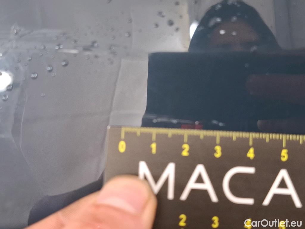  Renault  Captur RENAULT  / 2019 / 5P / SUV Intens TCe 140 FAP -21 #13