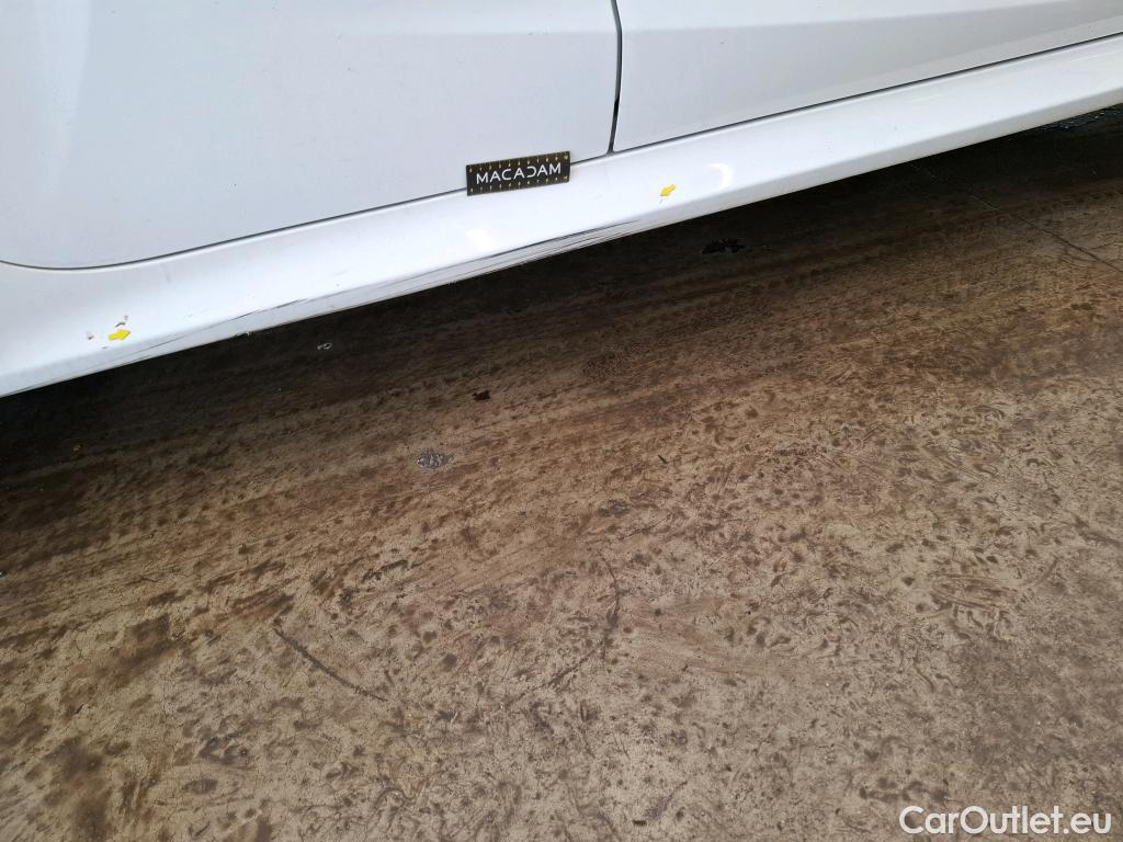  Toyota  Yaris TOYOTA  Hybride / 2019 / 5P / Berline Hybride 116h France Business Stage Acad #5