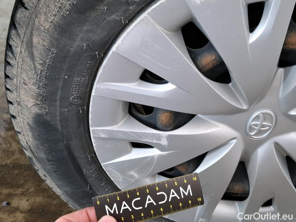  Toyota  Yaris TOYOTA  Hybride / 2019 / 5P / Berline Hybride 116h France Business Stage Acad #18