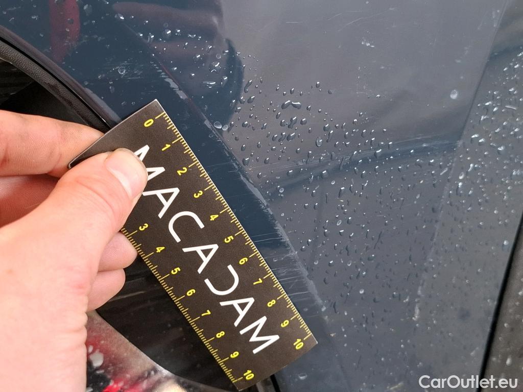  Renault  Captur RENAULT  / 2019 / 5P / SUV Intens TCe 140 FAP -21 #8