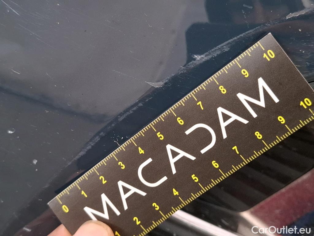  Renault  Captur RENAULT  / 2019 / 5P / SUV Intens TCe 140 FAP -21 #7