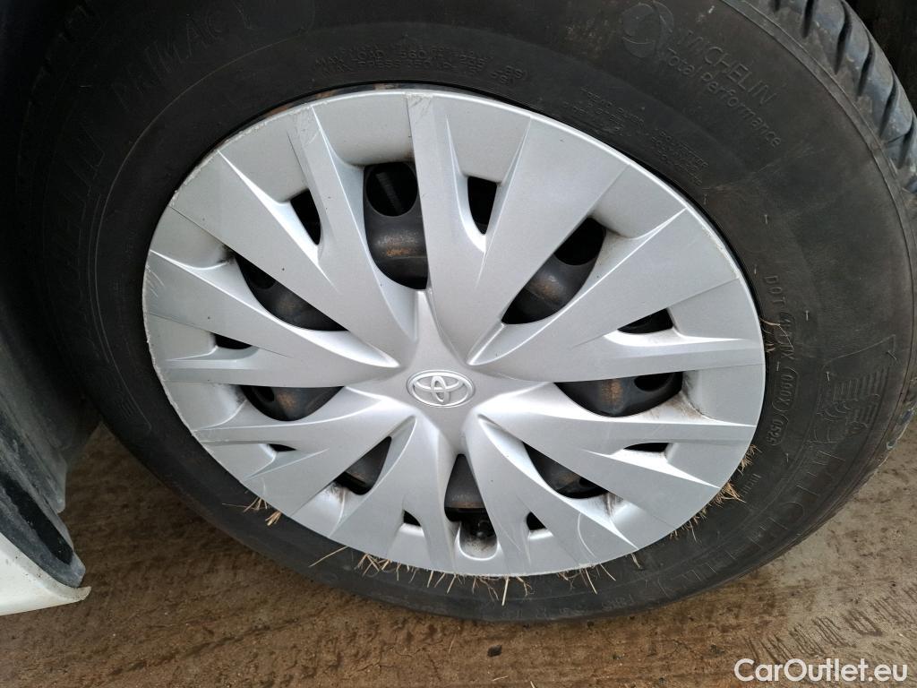  Toyota  Yaris TOYOTA  Hybride / 2019 / 5P / Berline Hybride 116h France Business Stage Acad #25