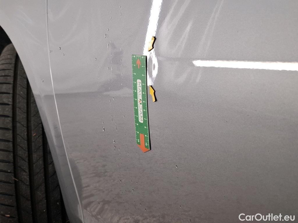  Peugeot  308 PEUGEOT  SW / 2017 / 5P / Break Puretech 110 S&S Active Business #20