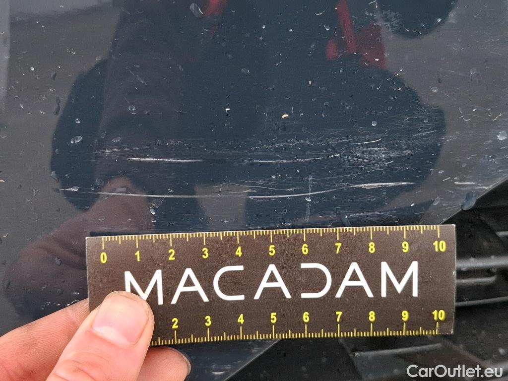  Renault  Captur RENAULT  / 2019 / 5P / SUV Intens TCe 140 FAP -21 #2