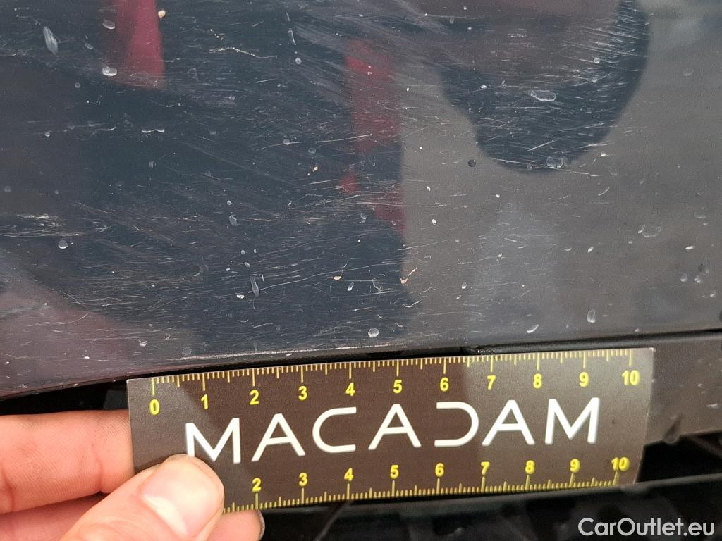  Renault  Captur RENAULT  / 2019 / 5P / SUV Intens TCe 140 FAP -21 #4