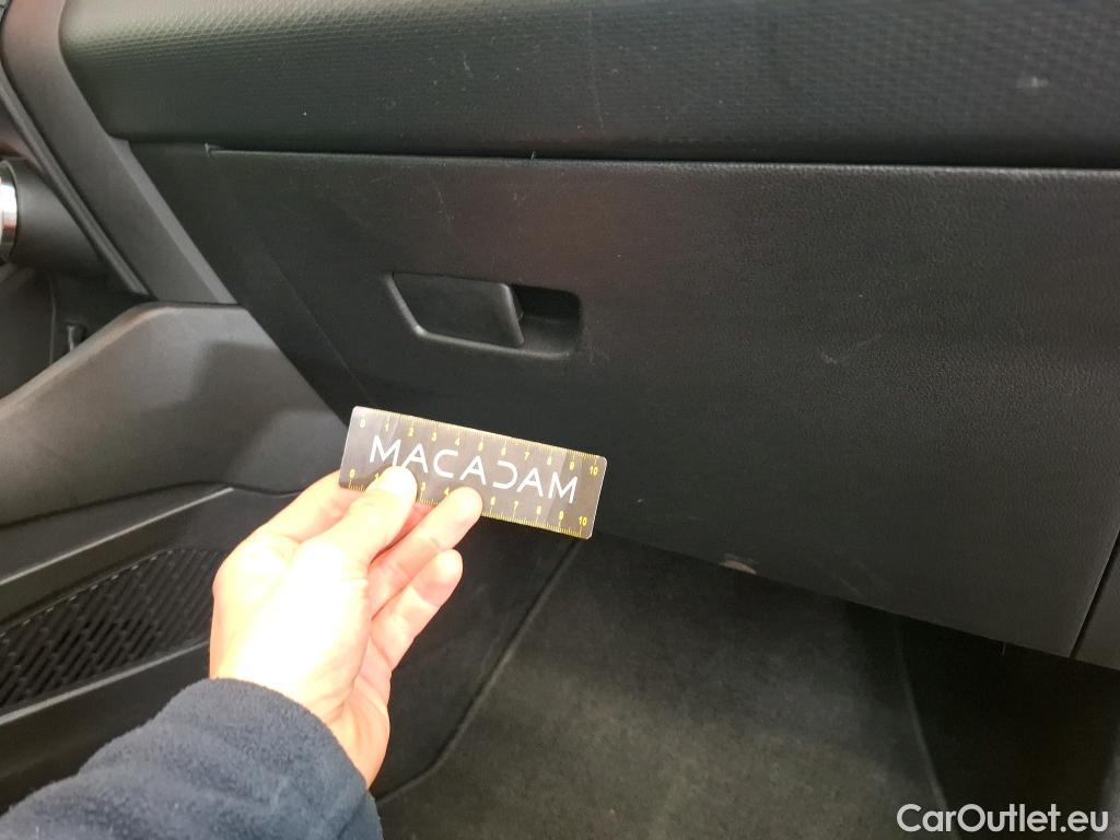  Renault  Clio  V Business 1.6 E-TECH Hybrid 140CV BVA6 E6d #12