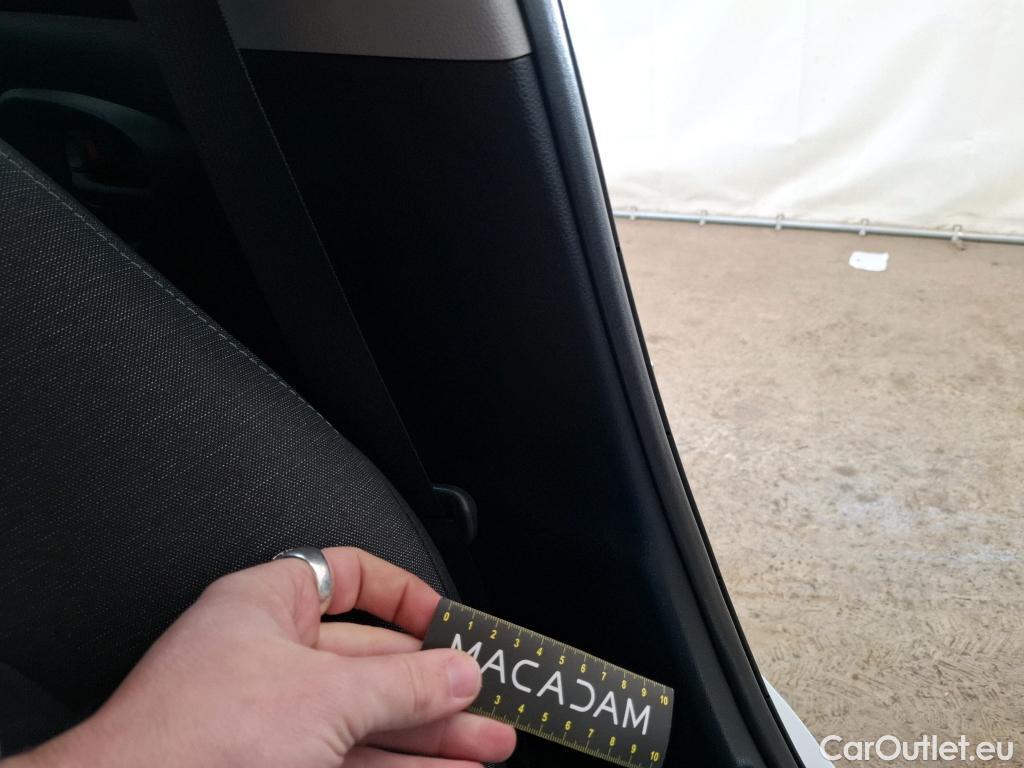  Toyota  Yaris TOYOTA  Hybride / 2019 / 5P / Berline Hybride 116h France Business Stage Acad #10