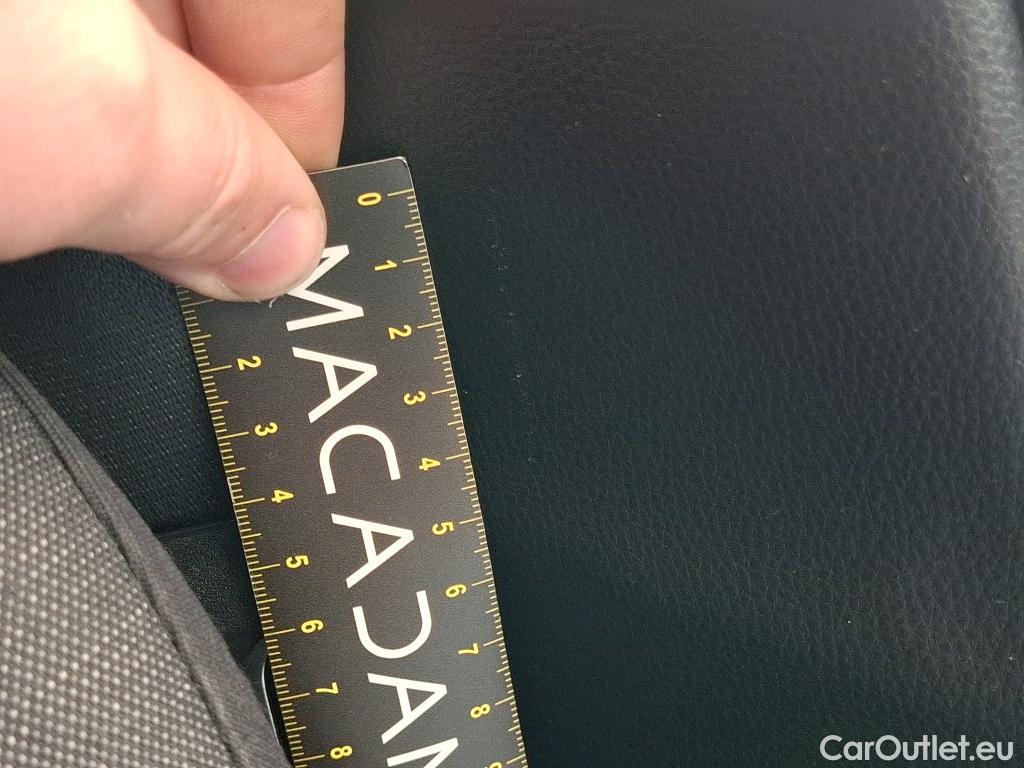  Toyota  Yaris TOYOTA  Hybride / 2019 / 5P / Berline Hybride 116h France Business Stage Acad #11