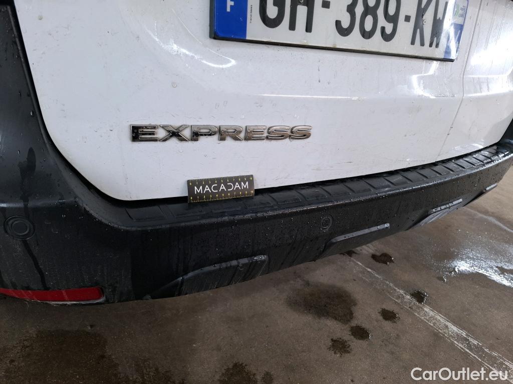  Renault  EXPRESS RENAULT  / 2021 / 4P / Fourgonnette Confort - Blue dCi 95-22 #4